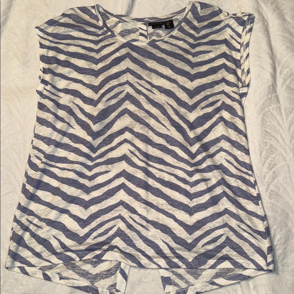 Tahari Blue and White Animal Print 100% Linen Top NWOT
